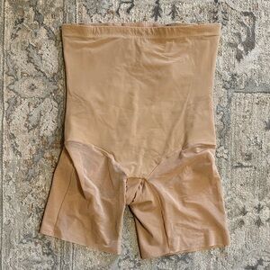 LIKE NEW Honeylove Shapewear Shorts